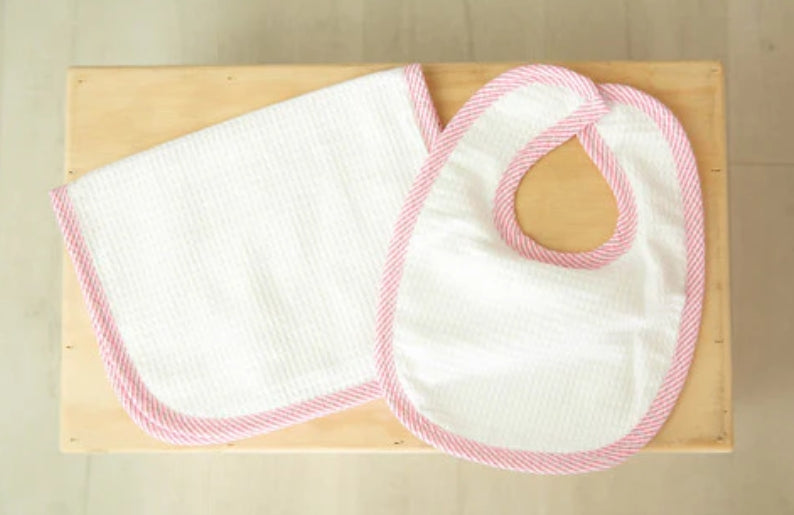 Seer Sucker Bib - Pink