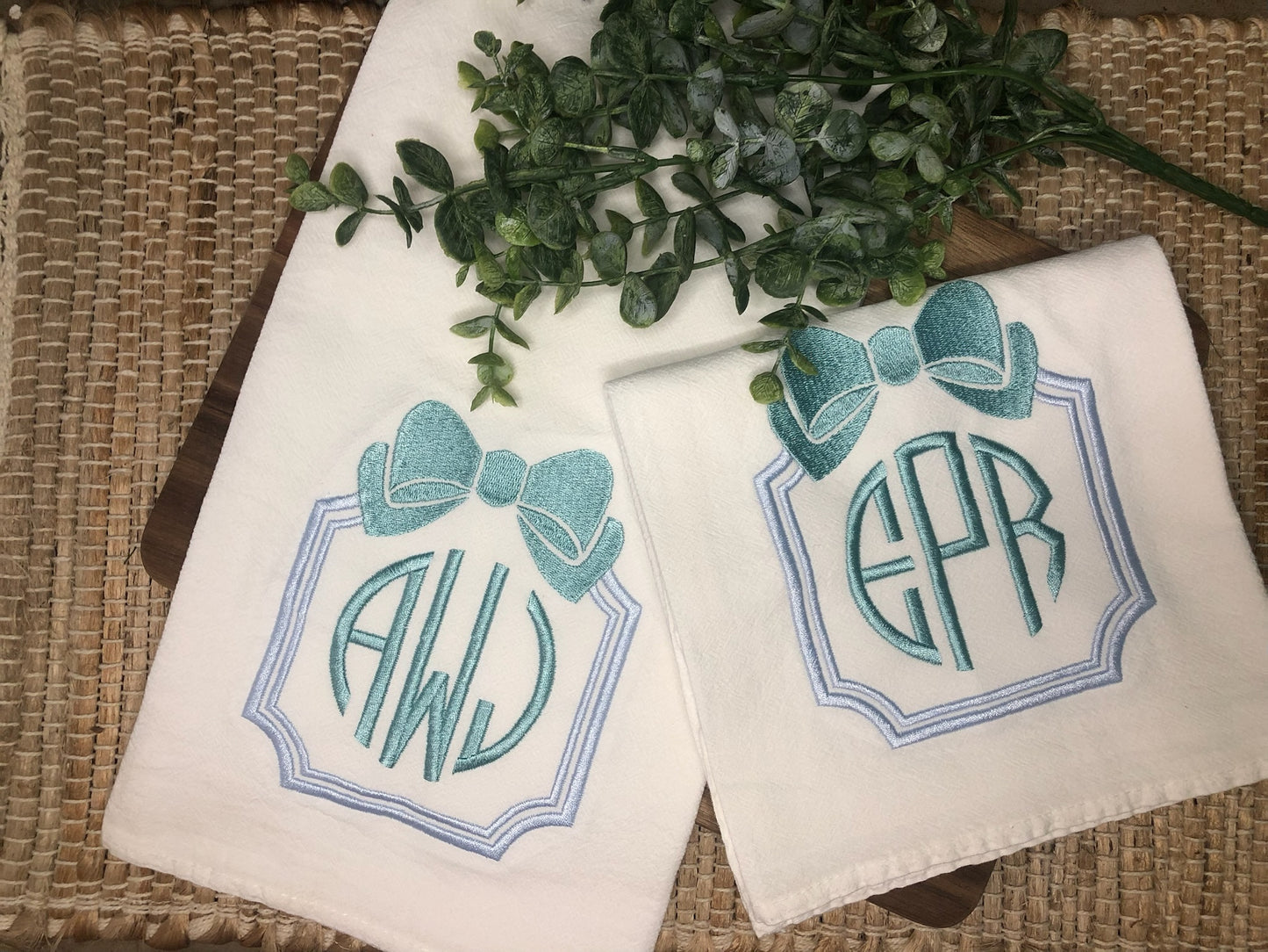 Bow Frame Monogrammed Hand Towel
